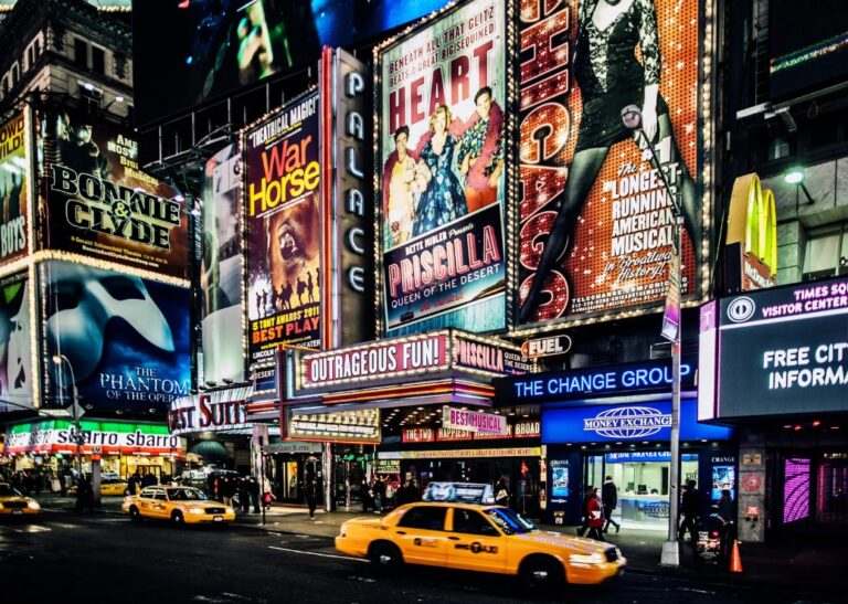 Guide des comédie musicale Broadway 2024